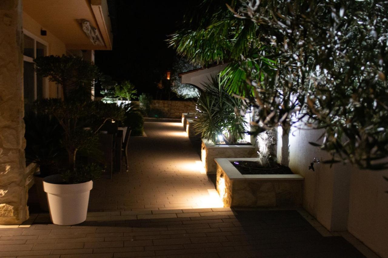 וודיצה Apartments Villa Jelena מראה חיצוני תמונה
