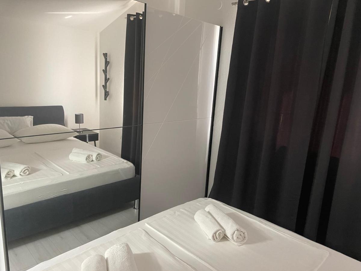 וודיצה Apartments Villa Jelena מראה חיצוני תמונה